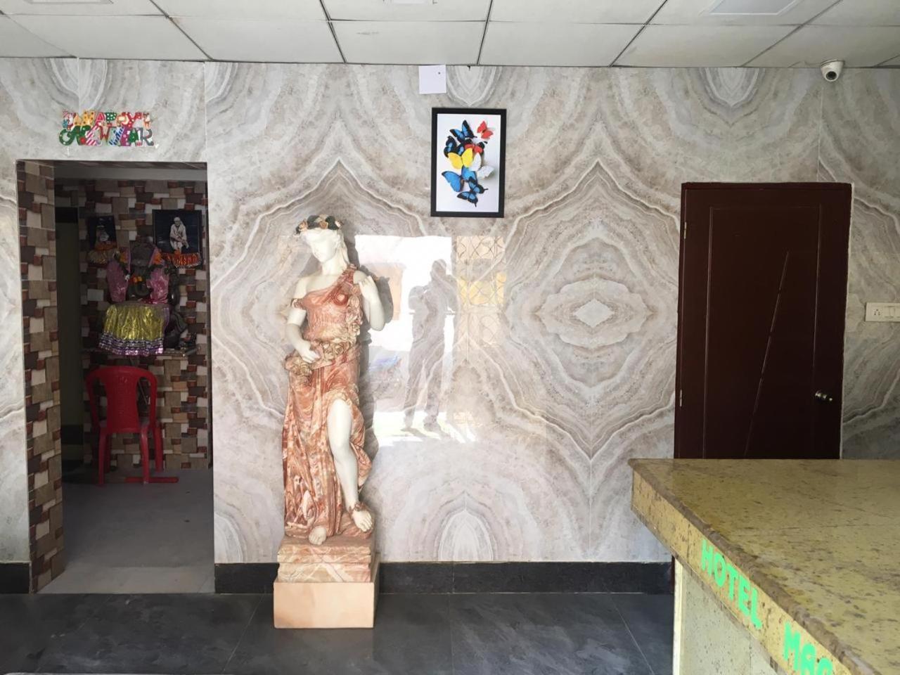 Hotel Maa Kamakhya Puri Bagian luar foto