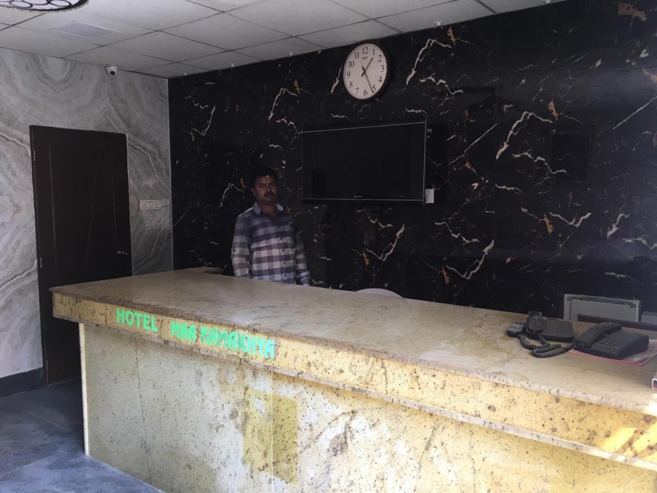 Hotel Maa Kamakhya Puri Bagian luar foto